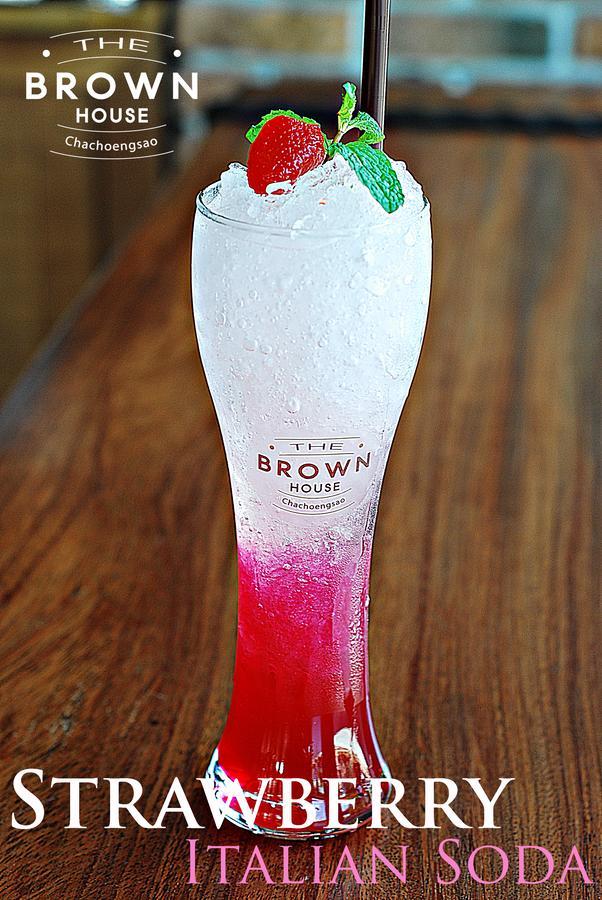 The Brown House Hotel Chachoengsao Buitenkant foto