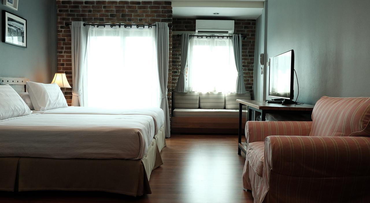 The Brown House Hotel Chachoengsao Buitenkant foto