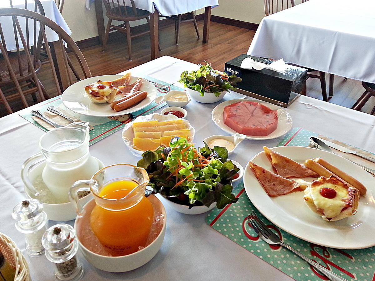 The Brown House Hotel Chachoengsao Buitenkant foto