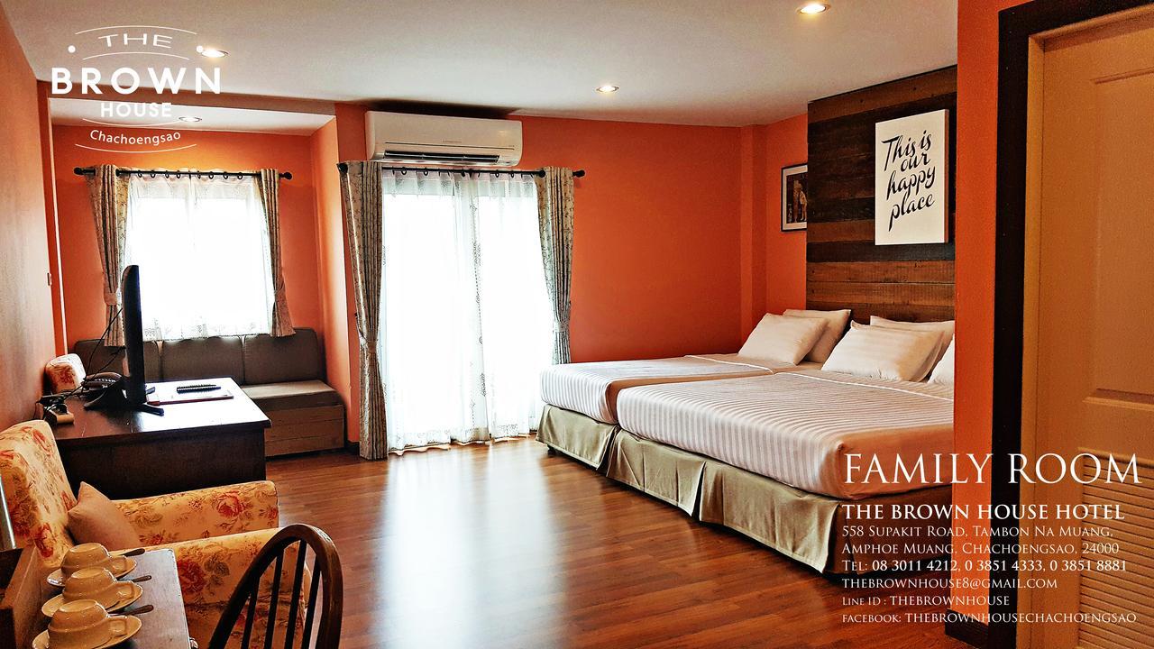 The Brown House Hotel Chachoengsao Buitenkant foto